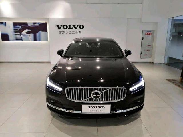 Volvo S90