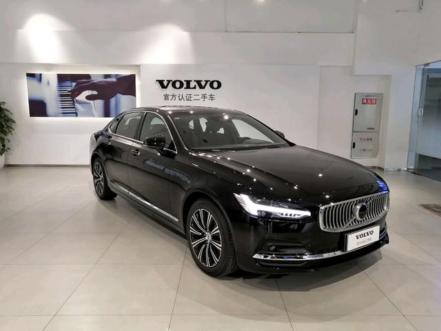 Volvo S90