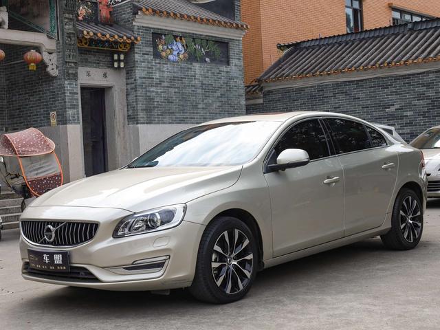 Volvo S60