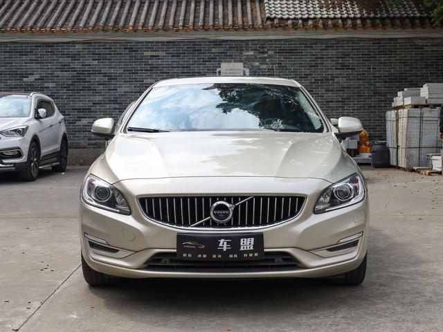 Volvo S60