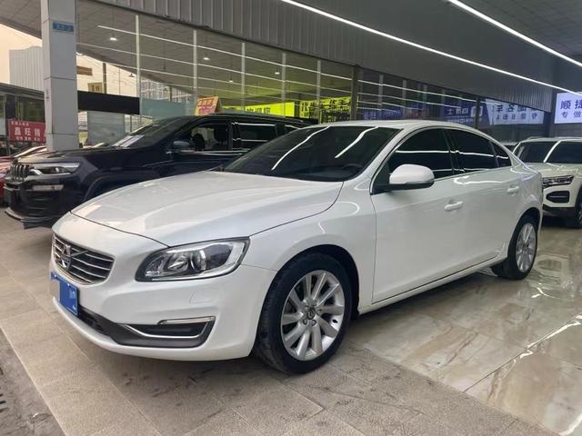 Volvo S60