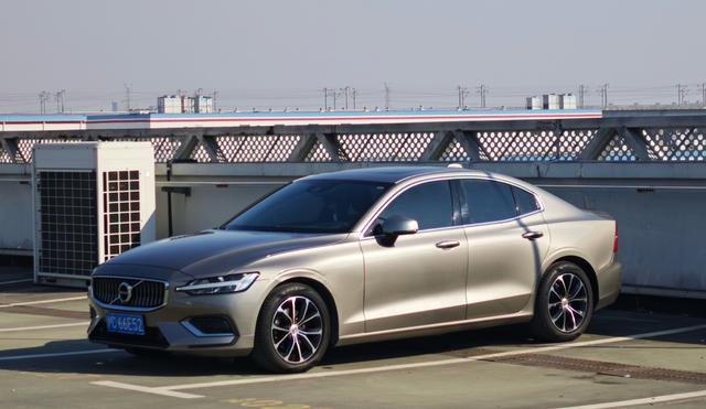 Volvo S60