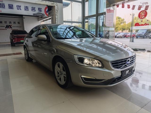 Volvo S60