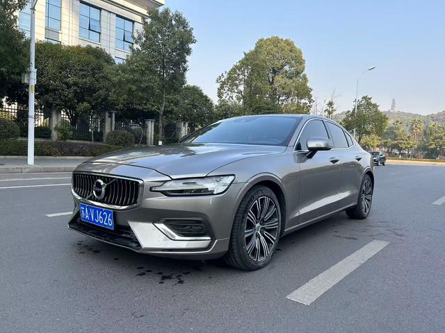 Volvo S60