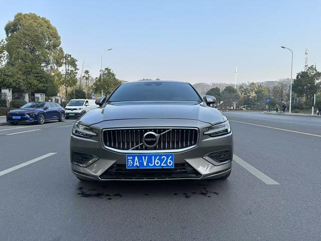 Volvo S60