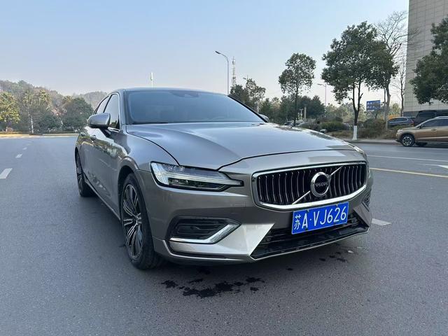 Volvo S60