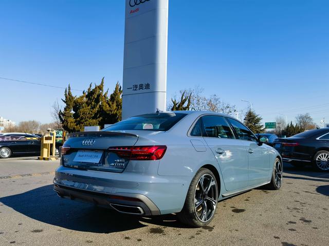 Audi A4L