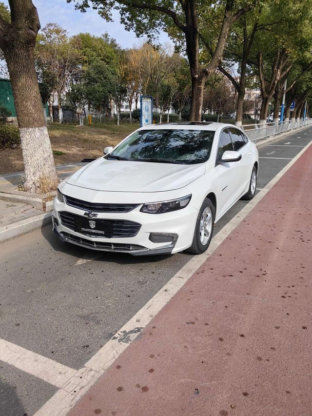 Chevrolet Malibu XL