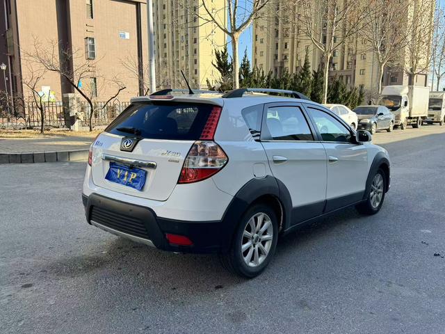 Dongfeng Fengshen H30