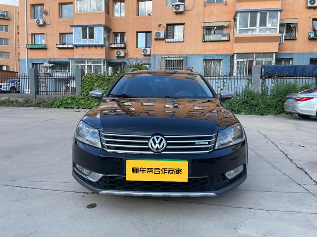 Volkswagen Magotan (imported)