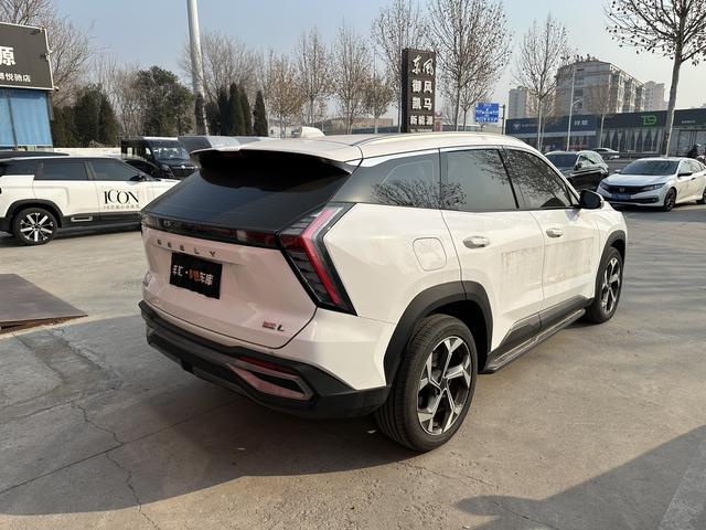 Geely Atlas L