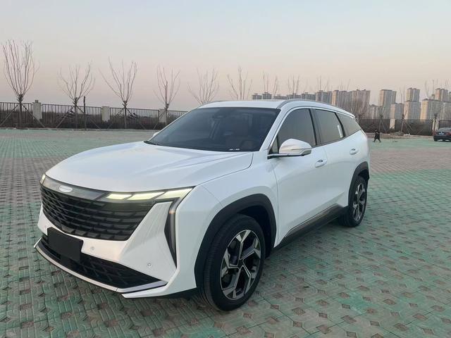 Geely Atlas L