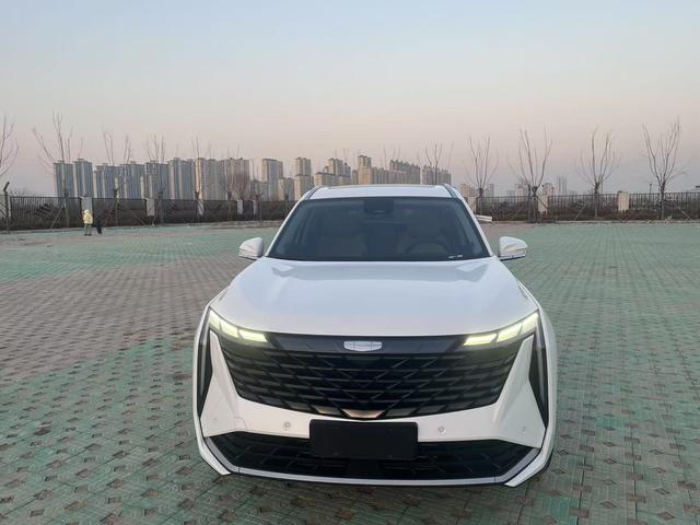 Geely Atlas L