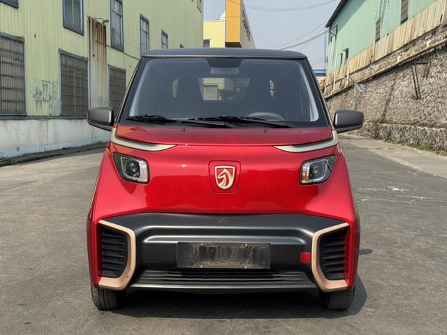 Baojun E200