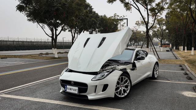 Jaguar F-TYPE