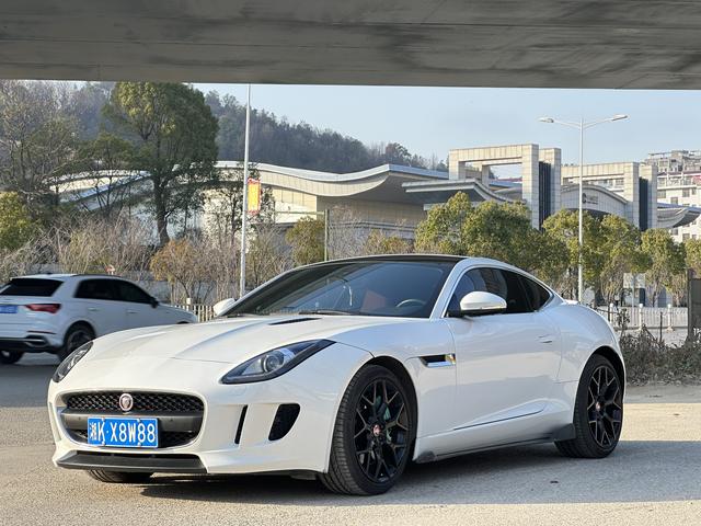 Jaguar F-TYPE