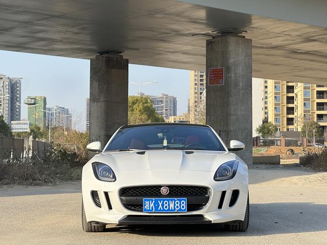 Jaguar F-TYPE