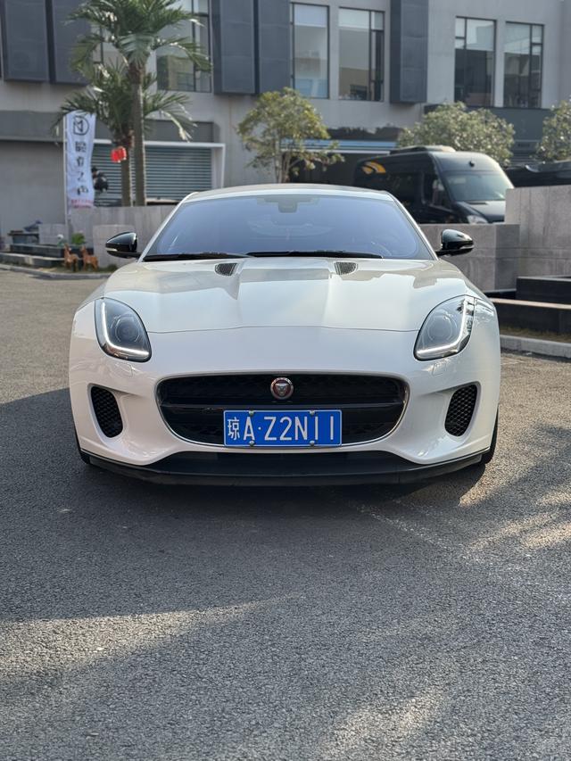 Jaguar F-TYPE