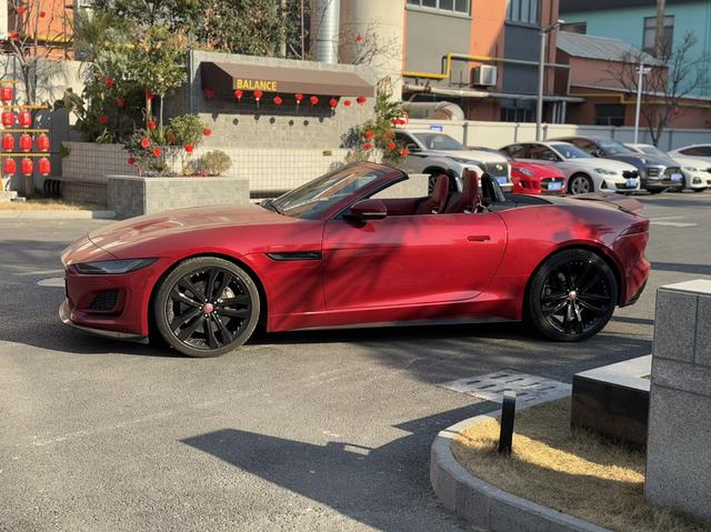 Jaguar F-TYPE