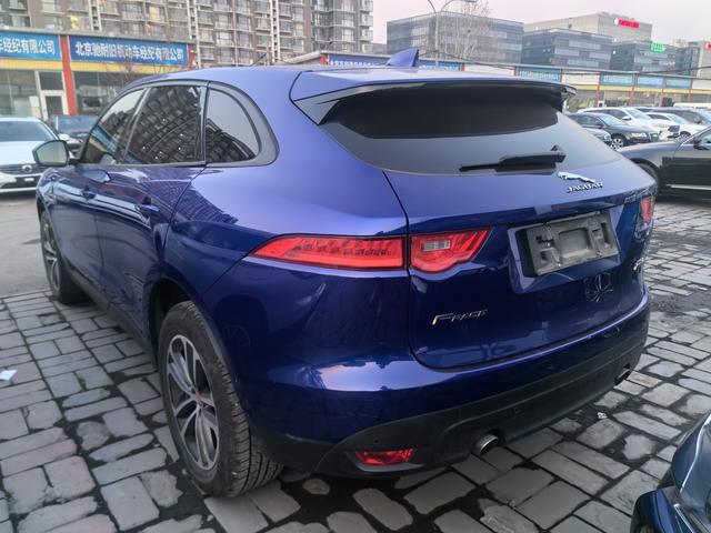 Jaguar F-PACE