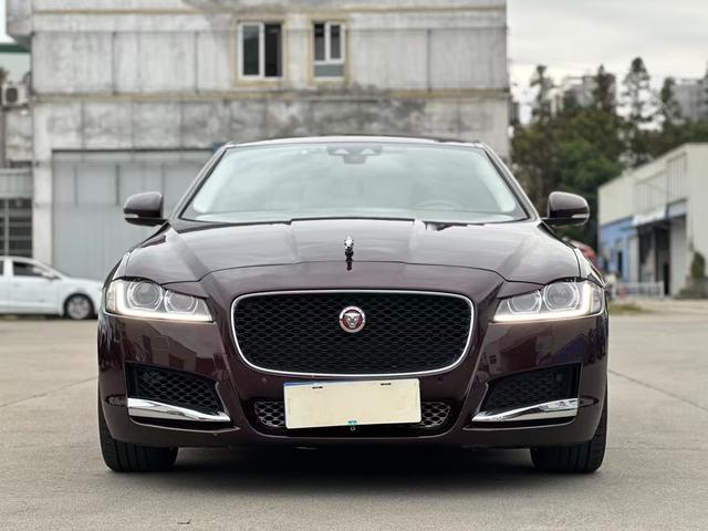 Jaguar XFL