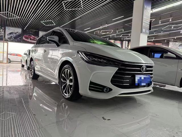 BYD Song MAX