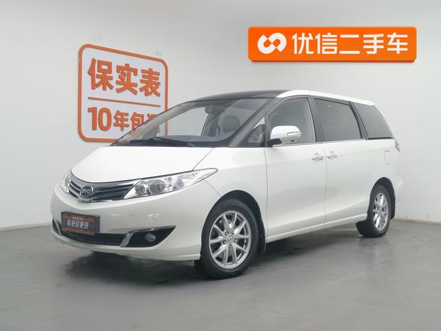 BYD M6