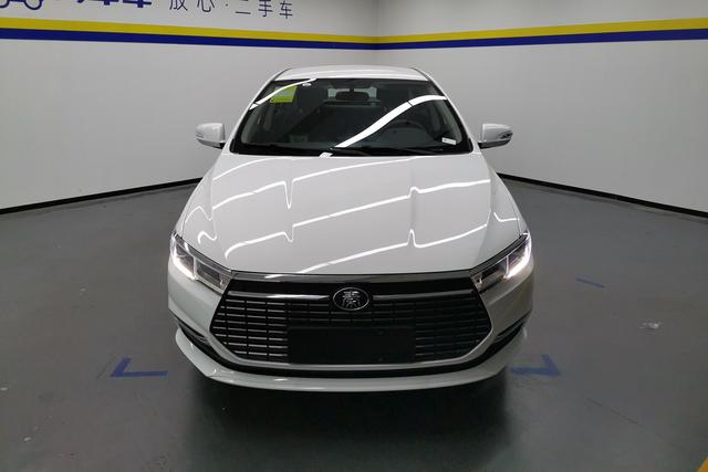 BYD QinEV