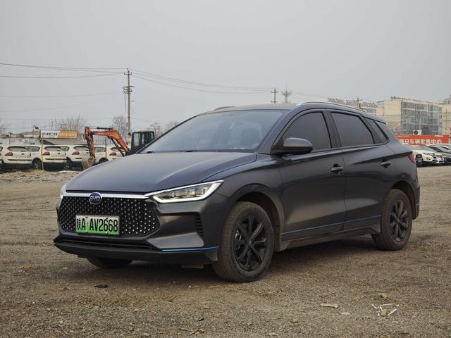 BYD e2