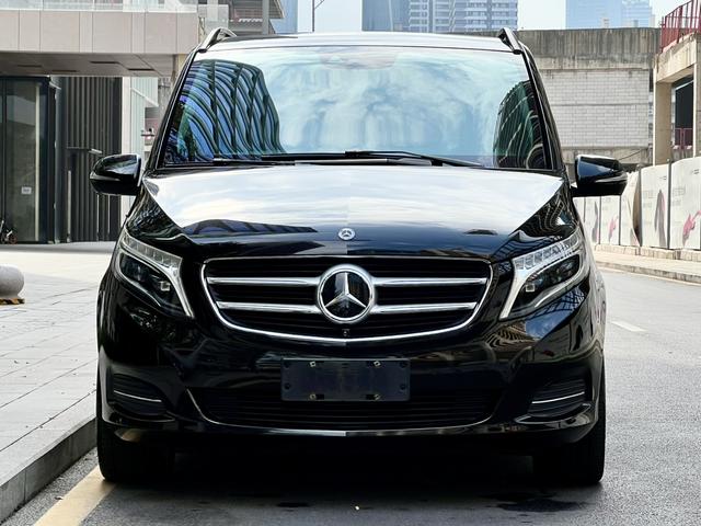 Mercedes-Benz Mercedes Benz V Class