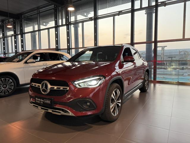 Mercedes-Benz GLA