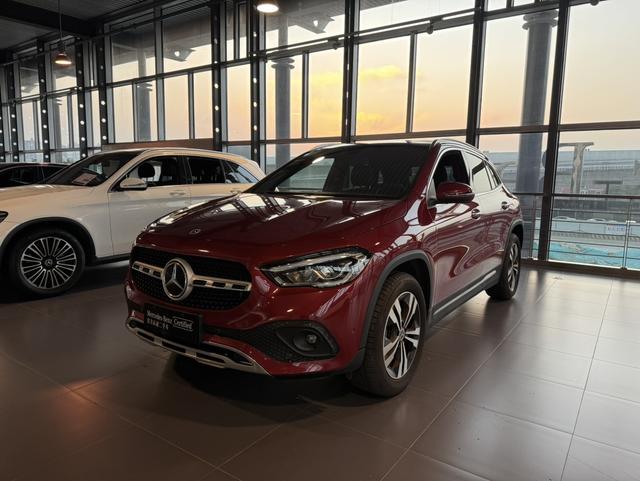 Mercedes-Benz GLA