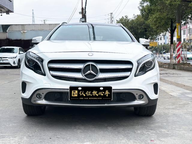 Mercedes-Benz GLA