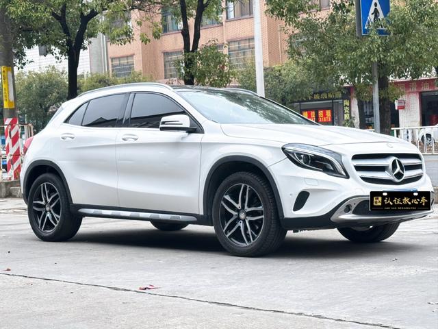 Mercedes-Benz GLA