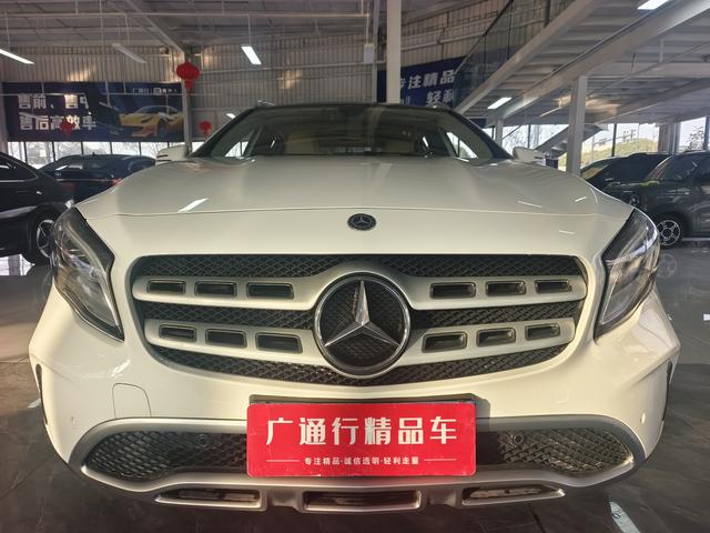 Mercedes-Benz GLA