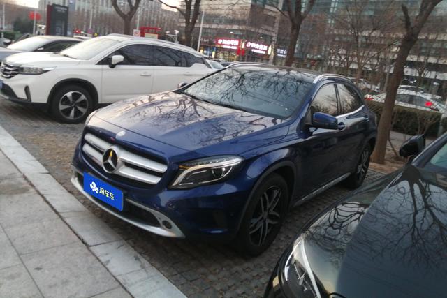 Mercedes-Benz GLA