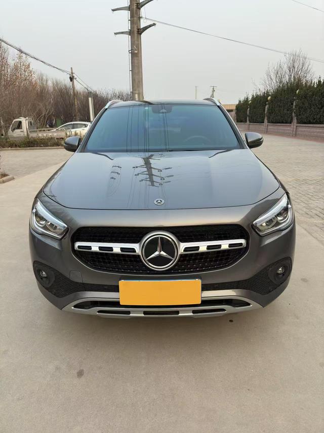 Mercedes-Benz GLA