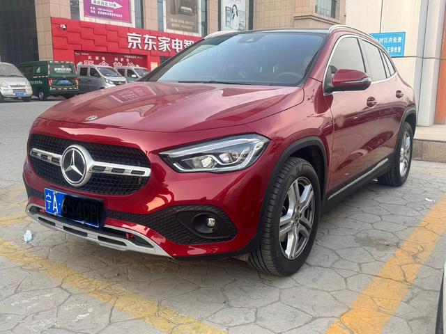 Mercedes-Benz GLA