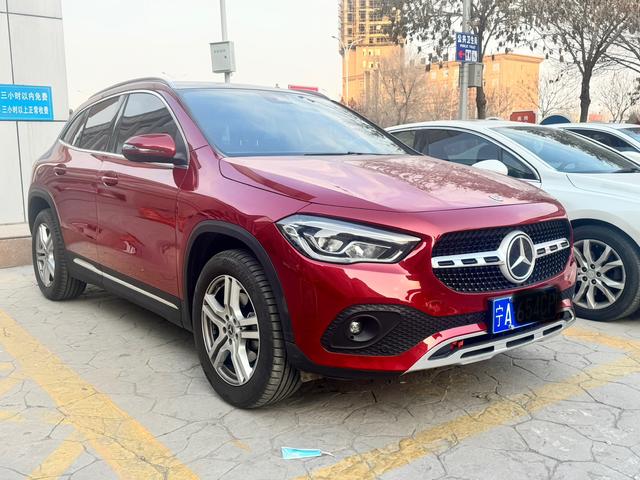 Mercedes-Benz GLA