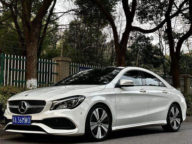 Mercedes-Benz Mercedes CLA