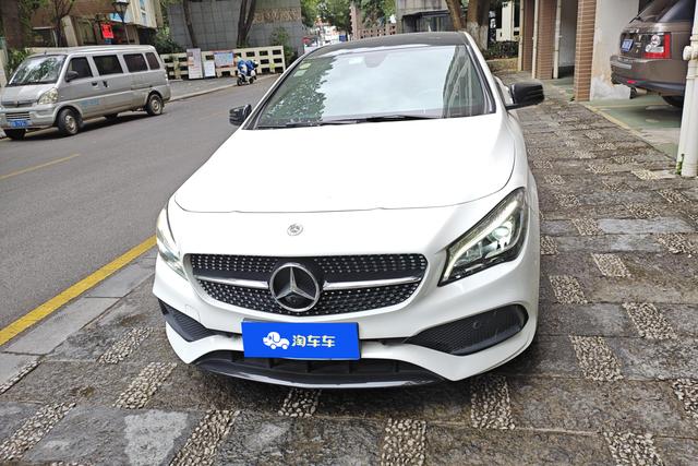 Mercedes-Benz Mercedes CLA