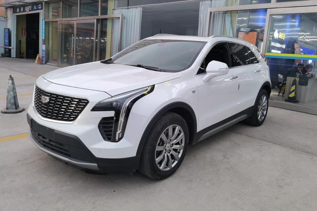 Cadillac XT4