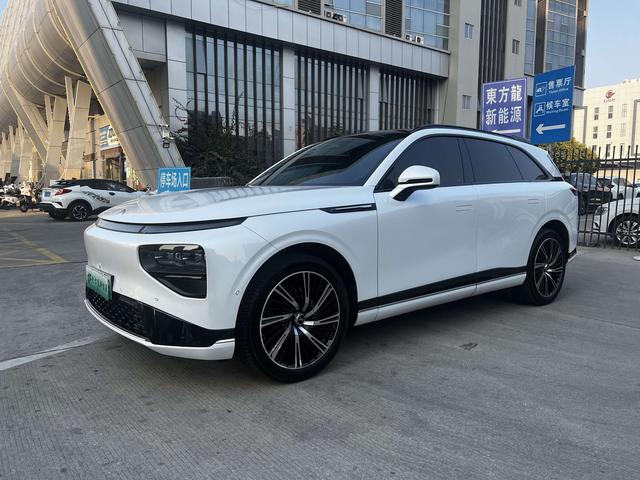 Xpeng G9