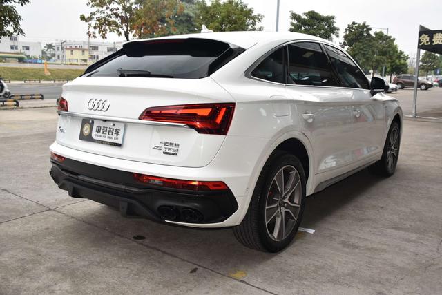 Audi Q5L Sportback