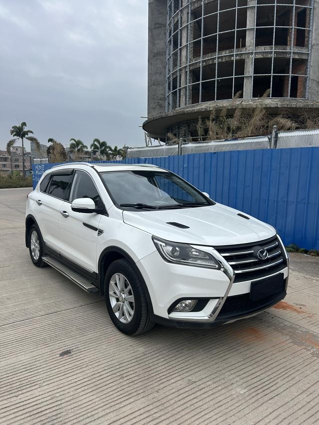 BAIC Magic S6