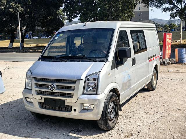 Dongfeng Xiaokang C35