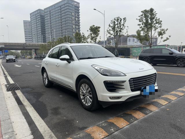 Zotye SR9