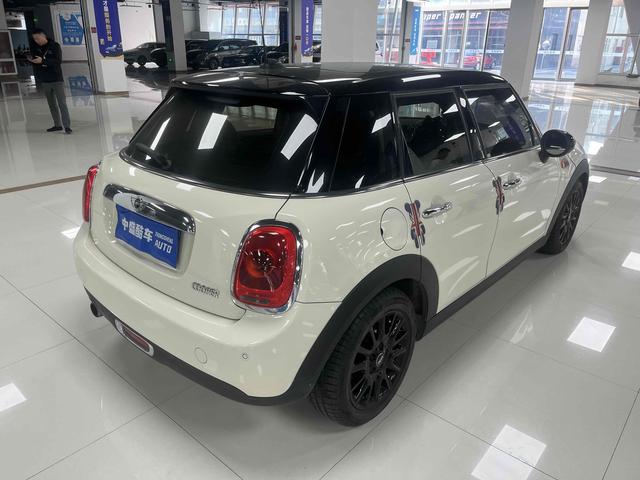 MINI MINI