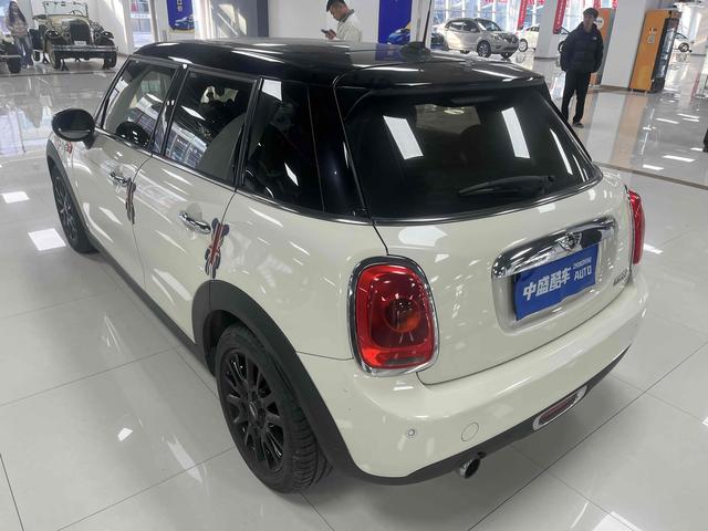 MINI MINI