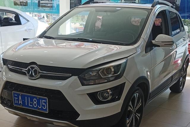 BAIC Shenbao X25